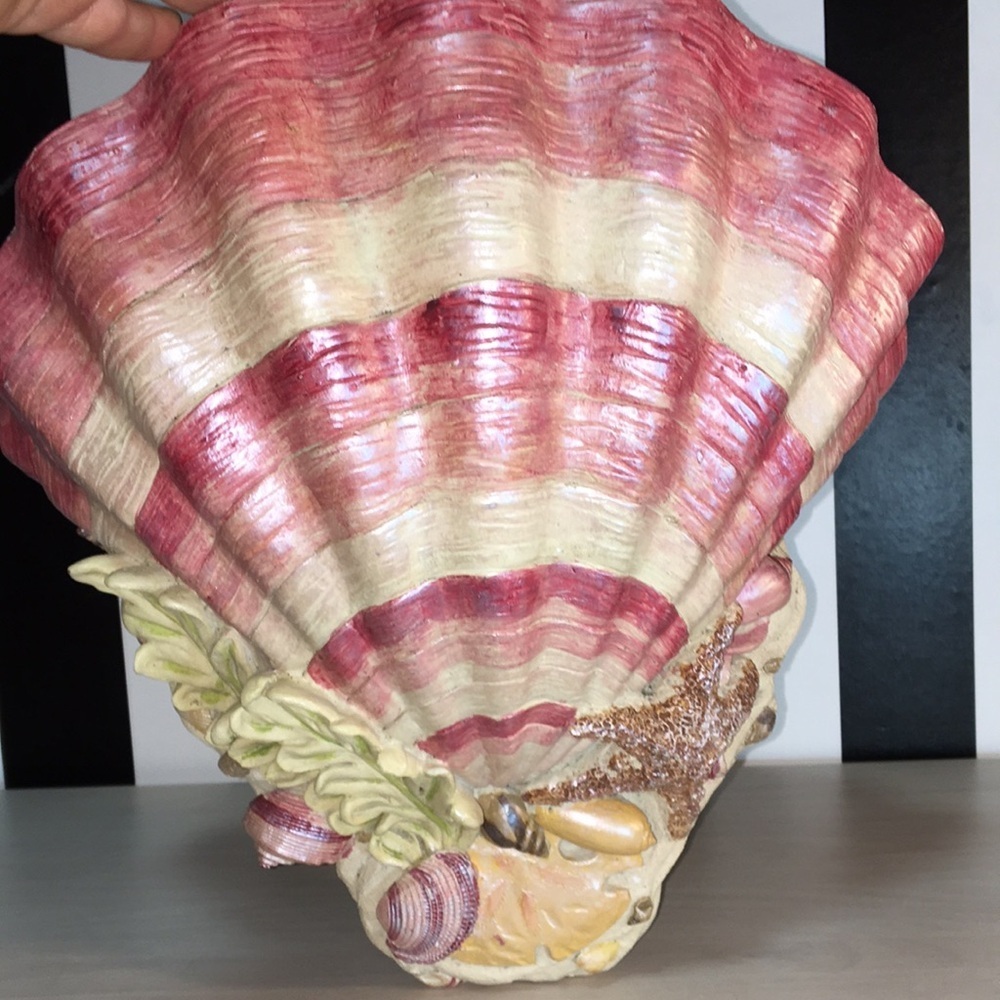 Vintage Large Plaster Shell Planter For Wall Coastal Nautical Beachy Home Decor - Picture 10 of 17